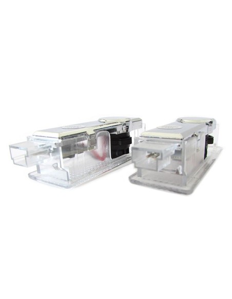 Kit Luci Led Logo Proiettori Auto Portiere BMW E60 E61 E63 E65 E66 E67 E68 E70 E71 E81 E83 E84 E85 E86 E87 E88 E90 E92 E93 F10 F