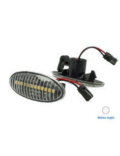 Kit Freccia Laterale a Led Side Marker Lente Trasparente Luce Bianco Per Nissan Qashqai Micra X-Trail Cube Evalia Leaf Note NP30