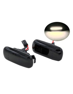 Kit Freccia Laterale a Led Side Marker Lente Nero Fume Luce Bianco Per Audi A3 S3 8P A4 S4 RS4 B6 B7 B8 A6 S6 RS6 C5 C7 OEM 8N09