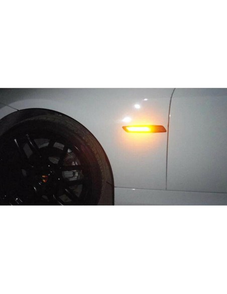 Kit Freccia Laterale a Led Side Marker Dinamica Lente Fume BMW X1 E84 X3 E83 E90 E91 E92 E93 E60 E61 E81 E82 E87 E88