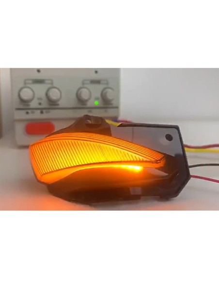 Kit Freccia Led Specchietto Retrovisore Dinamico Sequenziale Toyota Corolla Dopo 2019 Lente Fume Arancione