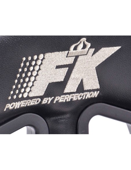 Sedili sportivi FK I sedili semigusci automatici conferiscono a Boston un look da sport motoristico