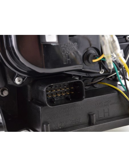 Set di fari Xenon Daylight LED DRL look Porsche Cayenne 03-07 nero