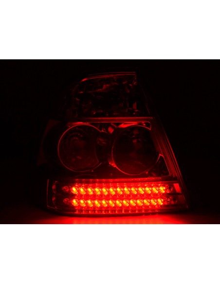 Fanali posteriori a LED set Toyota Corolla tre volumi tipo E12 02-04 rosso