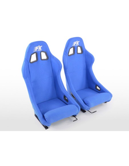 I sedili sportivi FK, i sedili avvolgenti completi per auto, conferiscono a San Francisco un look da sport motoristico
