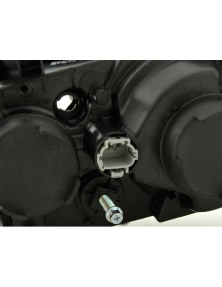 Ricambi faro destro Nissan Almera (tipo N16) 00-02