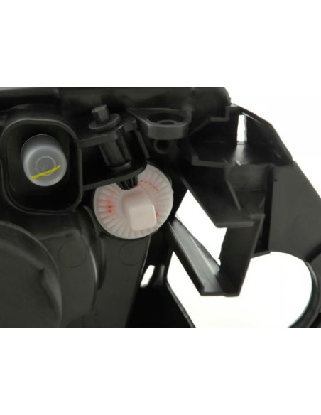 Ricambi faro destro Nissan Almera (tipo N16) 00-02