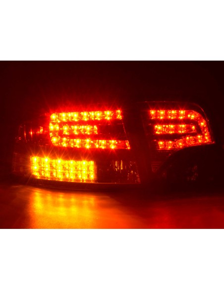 Set di luci posteriori a LED Audi A4 berlina tipo 8E 04-07 rosso / trasparente