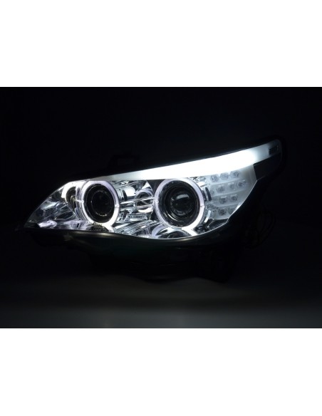 Set fari allo xeno Angel Eyes LED BMW Serie 5 E60 / E61 03-04 cromato per guida a destra