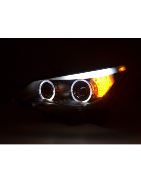 Fari allo xeno Angel Eyes LED BMW Serie 5 E60 / E61 03-04 neri