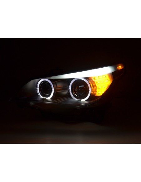 Set fari Xenon Angel Eyes LED BMW Serie 5 E60 / E61 05-08 nero per guida a destra