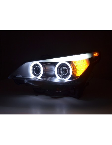 Set fari allo xeno Angel Eyes CCFL BMW Serie 5 E60 / E61 05-08 nero per guida a destra