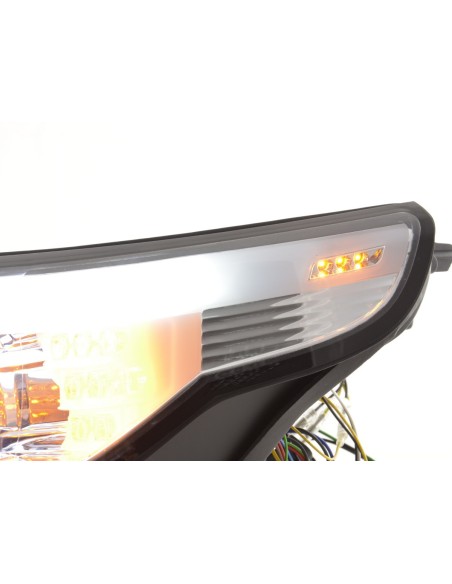 Set fari allo xeno Angel Eyes CCFL BMW Serie 5 E60 / E61 03-04 cromato per guida a destra
