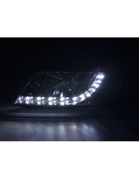 Faro Daylight LED DRL look VW Passat tipo 3BG 00-05 cromato per guida a destra