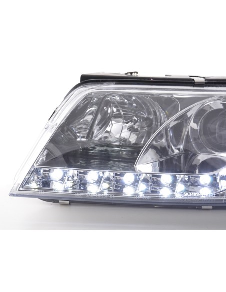 Faro Daylight LED DRL look VW Passat tipo 3BG 00-05 cromato per guida a destra