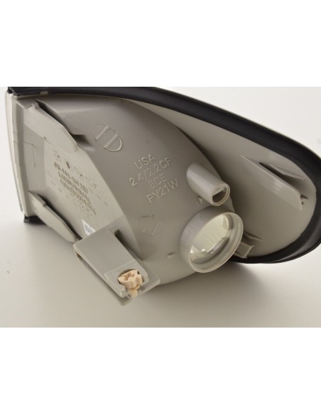 Parti di usura indicatore anteriore destra Audi A6 (C4 / 4A) 94-97