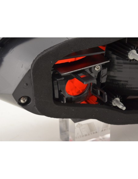 Parti di usura luce posteriore sinistra VW Golf 7 dal 2012 rosso / nero