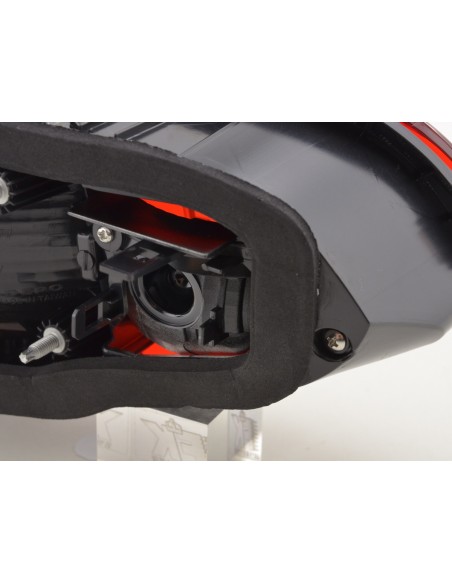 Parti di usura luce posteriore destra VW Golf 7 dal 2012 rosso / nero
