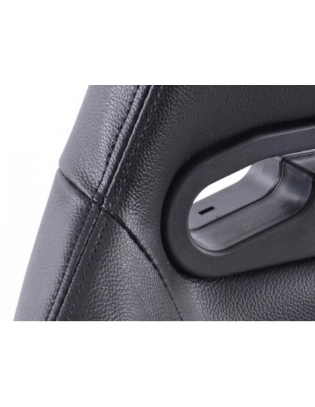 Sedili sportivi FK Sedili semigusci per auto Imposta Detroit in un look da sport motoristico