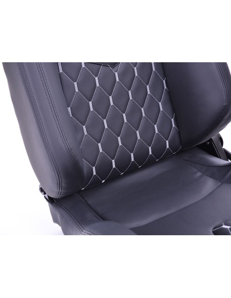 Sedili sportivi FK Seggiolini auto semiguscio Set Stoccarda in finta pelle nera