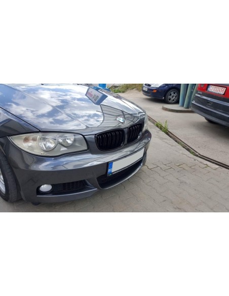 Paraurti anteriore per BMW 1 Serie E81 E82 E87 E88 (09-up) M-tech M-Technik Design e griglie centrali per reni M