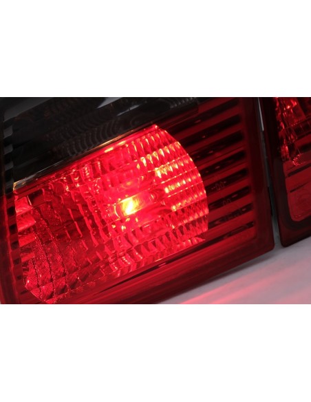 Fanali posteriori per BMW Serie 3 E46 Touring (1999-05) in Fumo rosso.