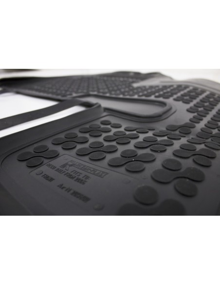 Tappetino in gomma nero per IVECO DAILY IV V (06-14)